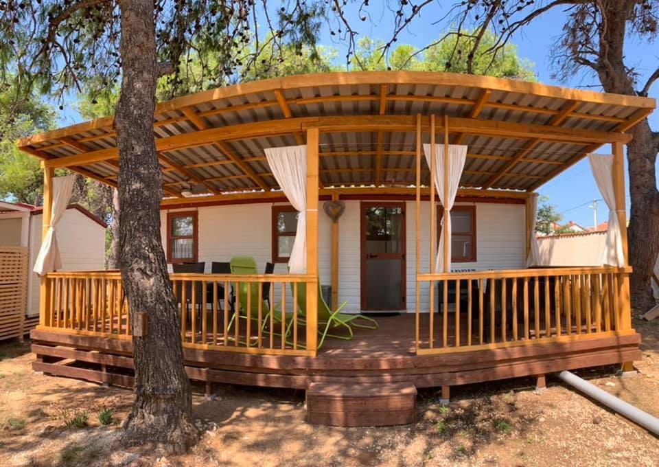 Coral Mobile Home Privlaka  Luaran gambar